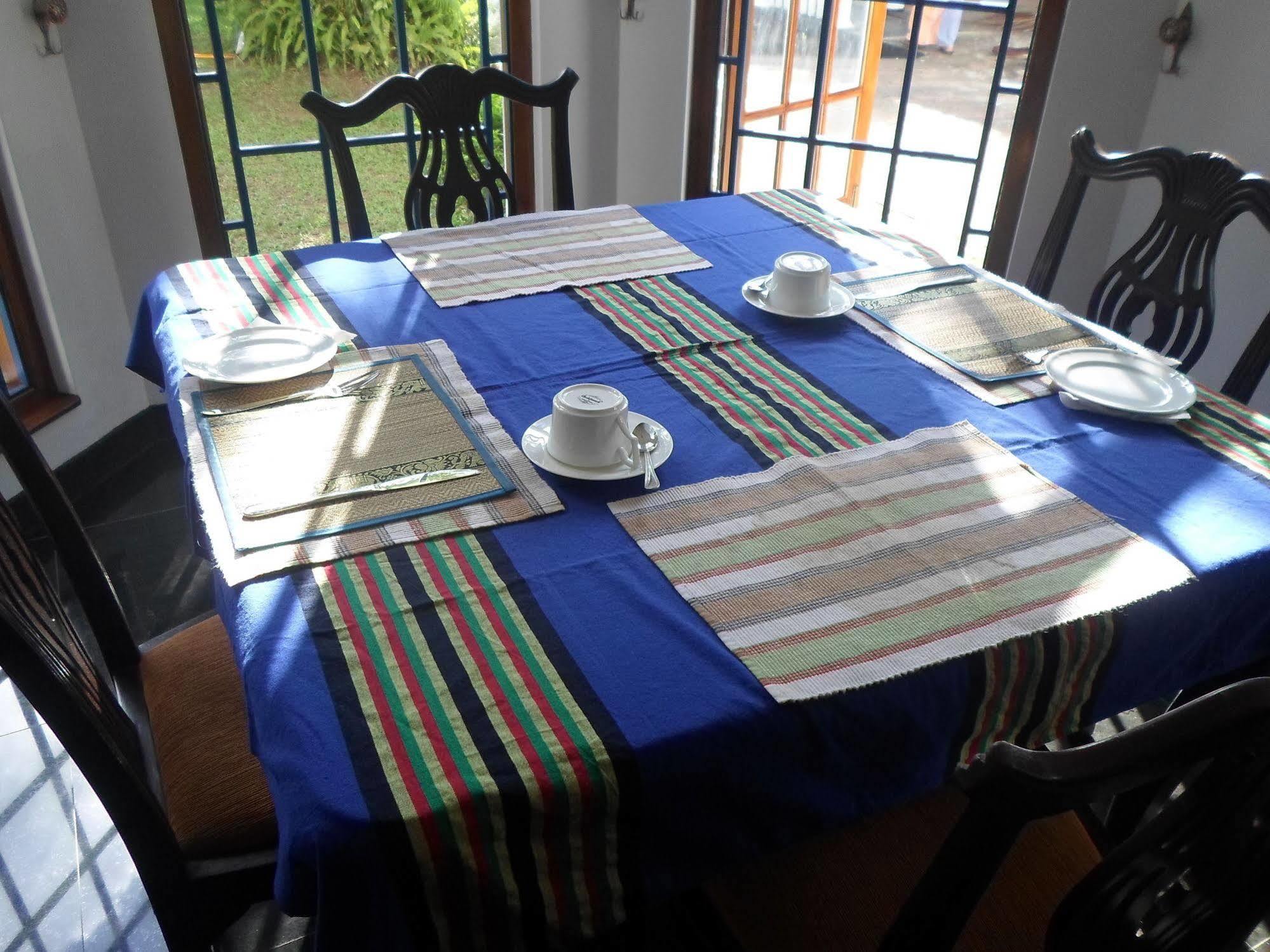 Kandy Green View Bungalow 外观 照片